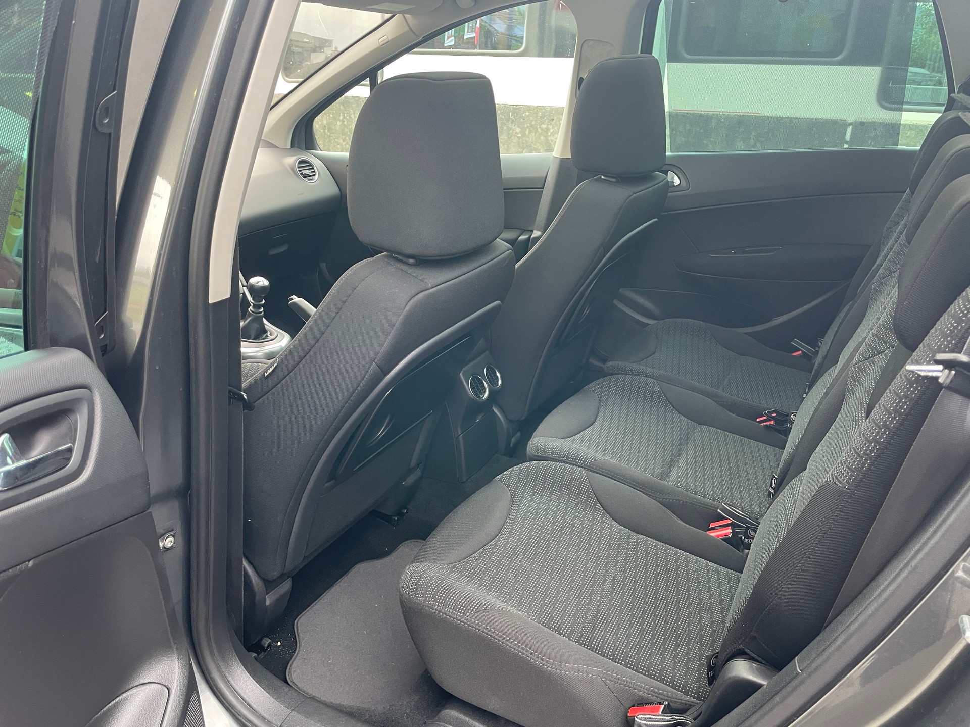PEUGEOT 308 SW 1.6 16V Turbo Sport Pack-image-12