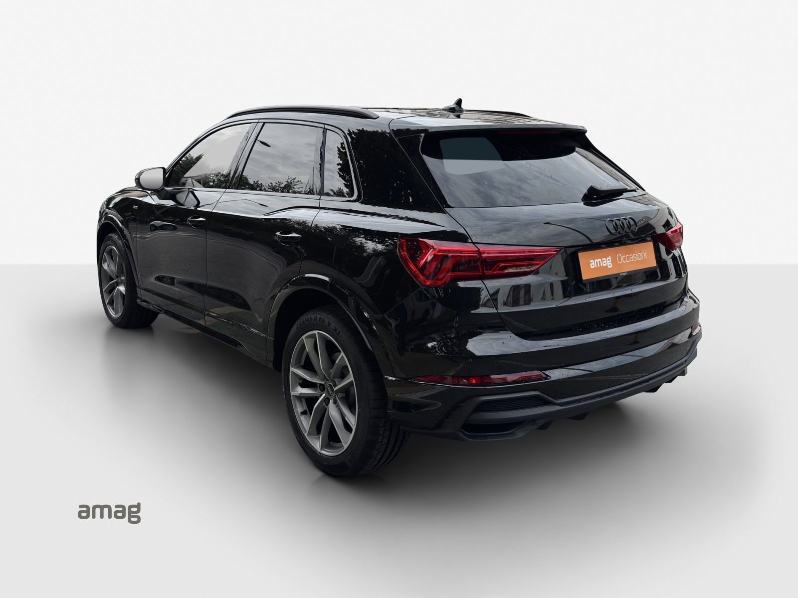 AUDI Q3 35 TFSI S line Attraction S-tronic-image-2