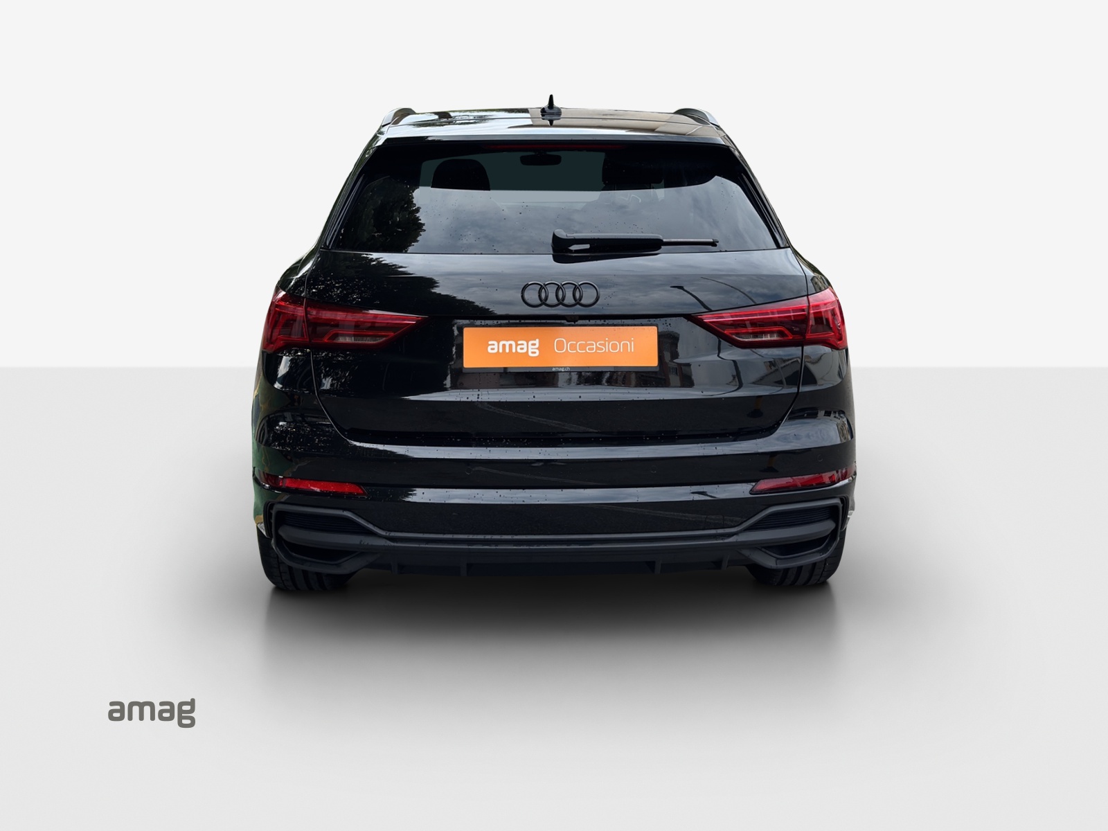 AUDI Q3 35 TFSI S line Attraction S-tronic-image-3