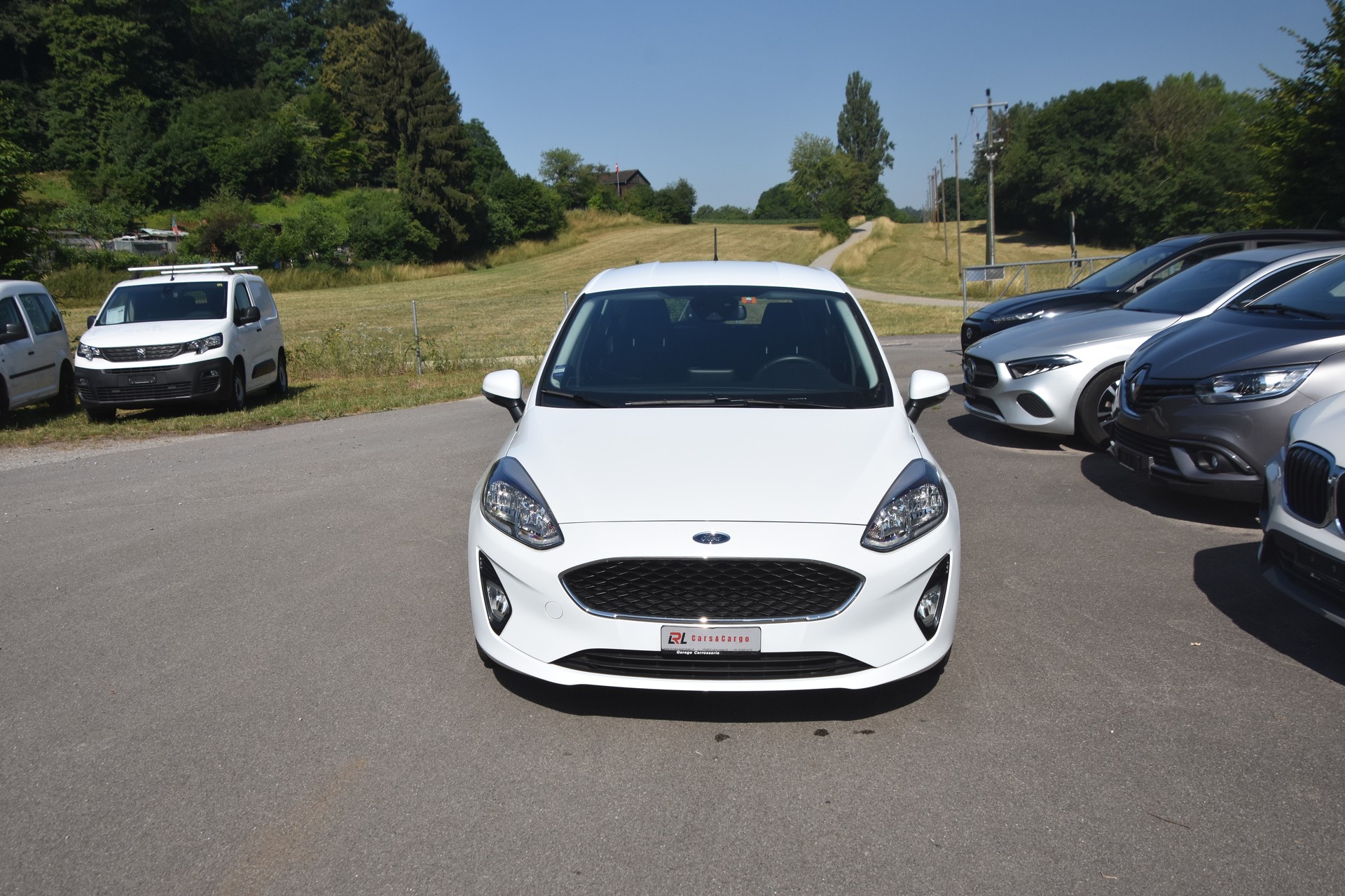 FORD Fiesta 1.0 SCTi Cool & Connect Automat-image-2