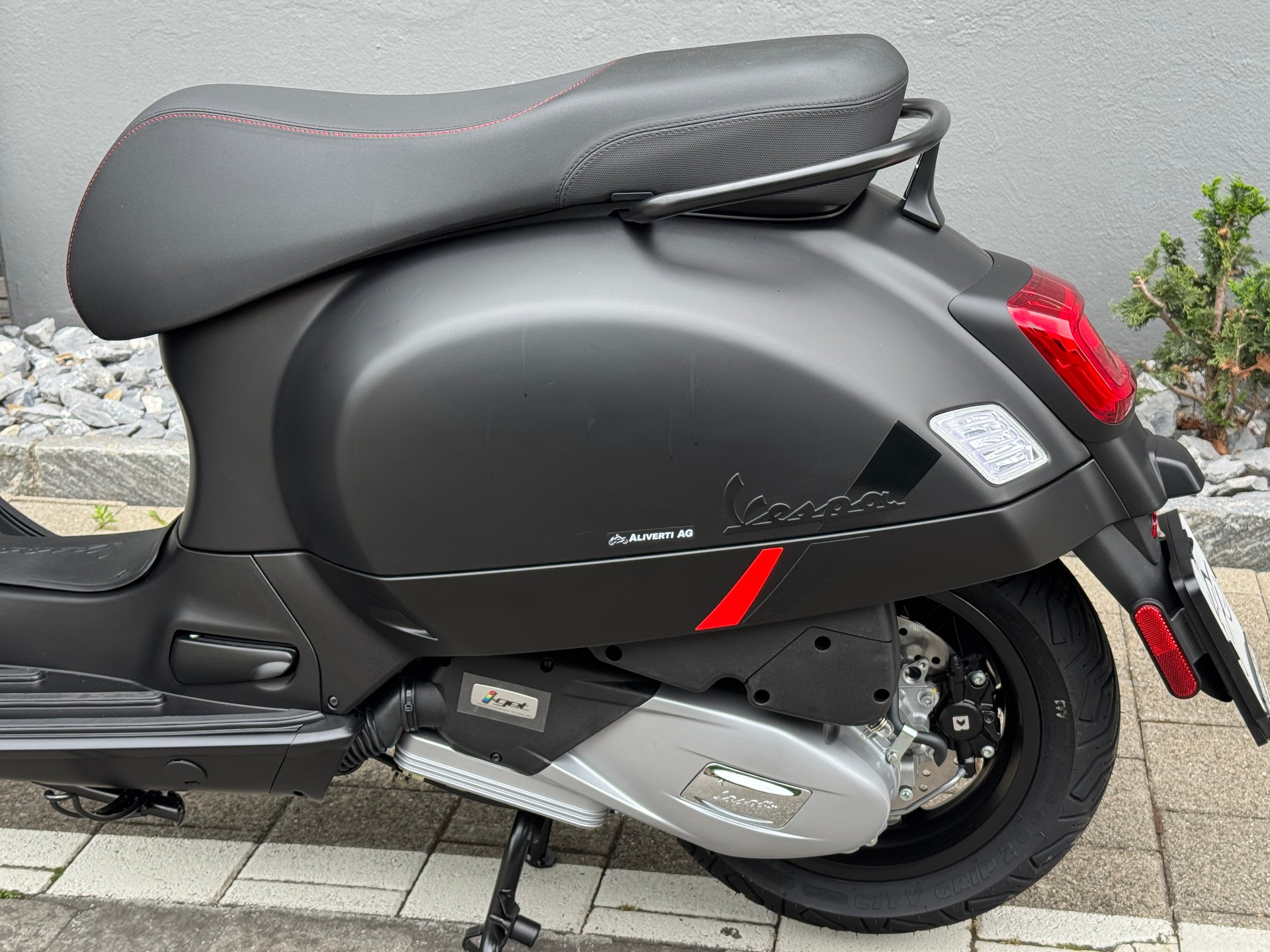 PIAGGIO Vespa GTS 125 Super Sport RST Euro 5+-image-4