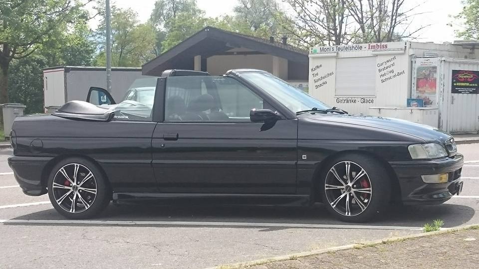 FORD 1.8i 16V XR3i Cabrio-image-2
