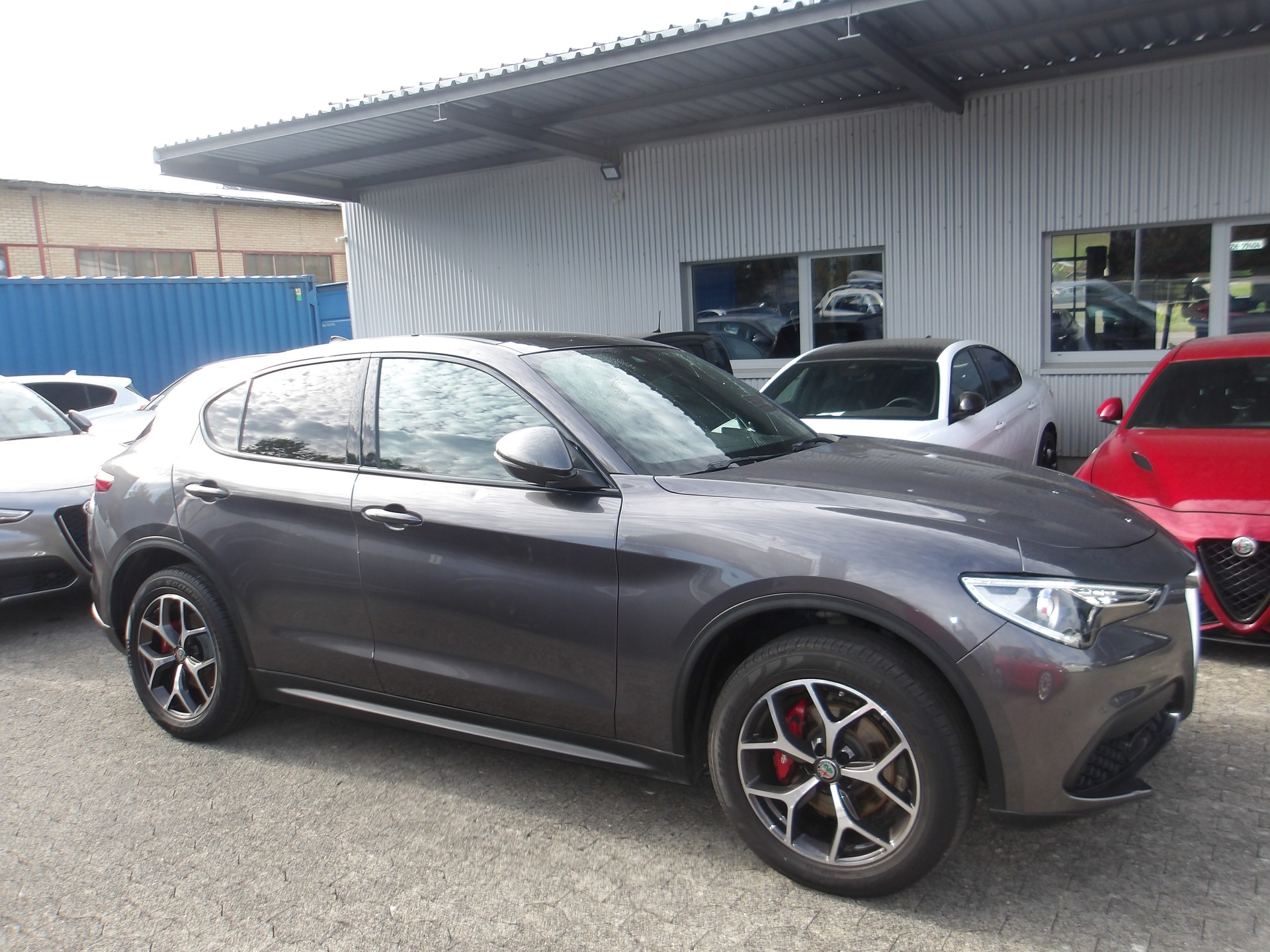 ALFA ROMEO Stelvio 2.0 Super Q4 Automatic-image-3