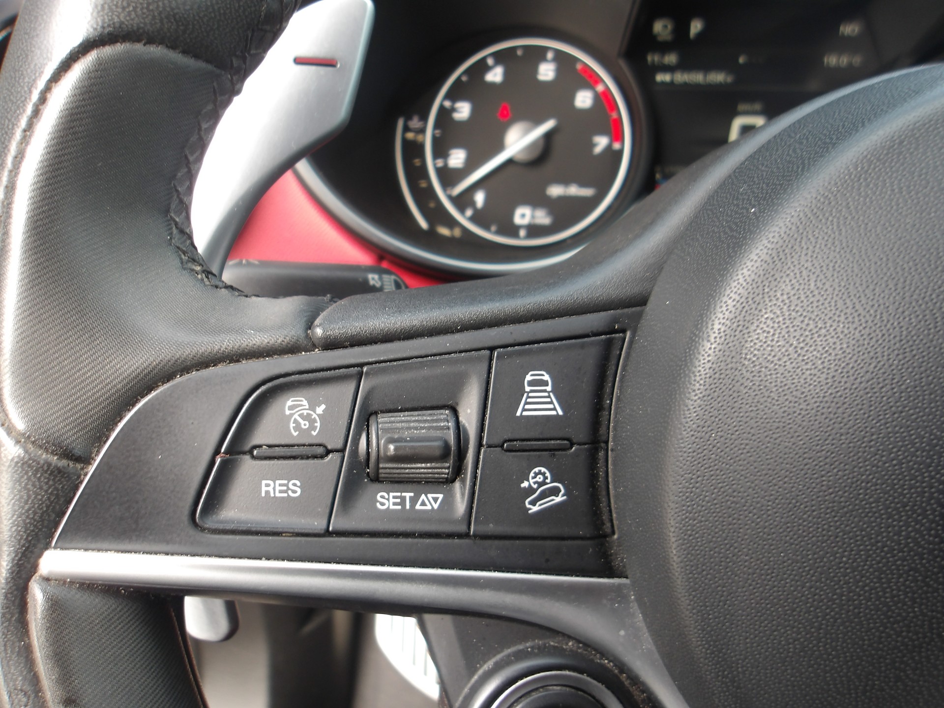 ALFA ROMEO Stelvio 2.0 Super Q4 Automatic-image-11