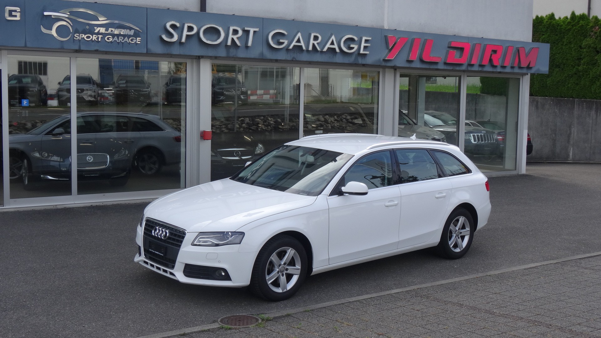AUDI A4 Avant 2.0 TFSI Style multitronic-image-20