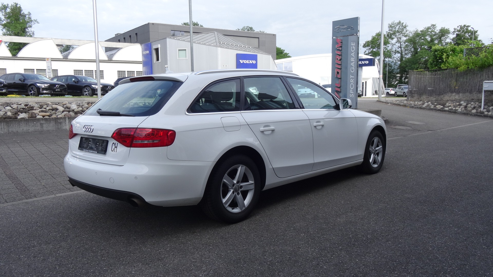 AUDI A4 Avant 2.0 TFSI Style multitronic-image-4