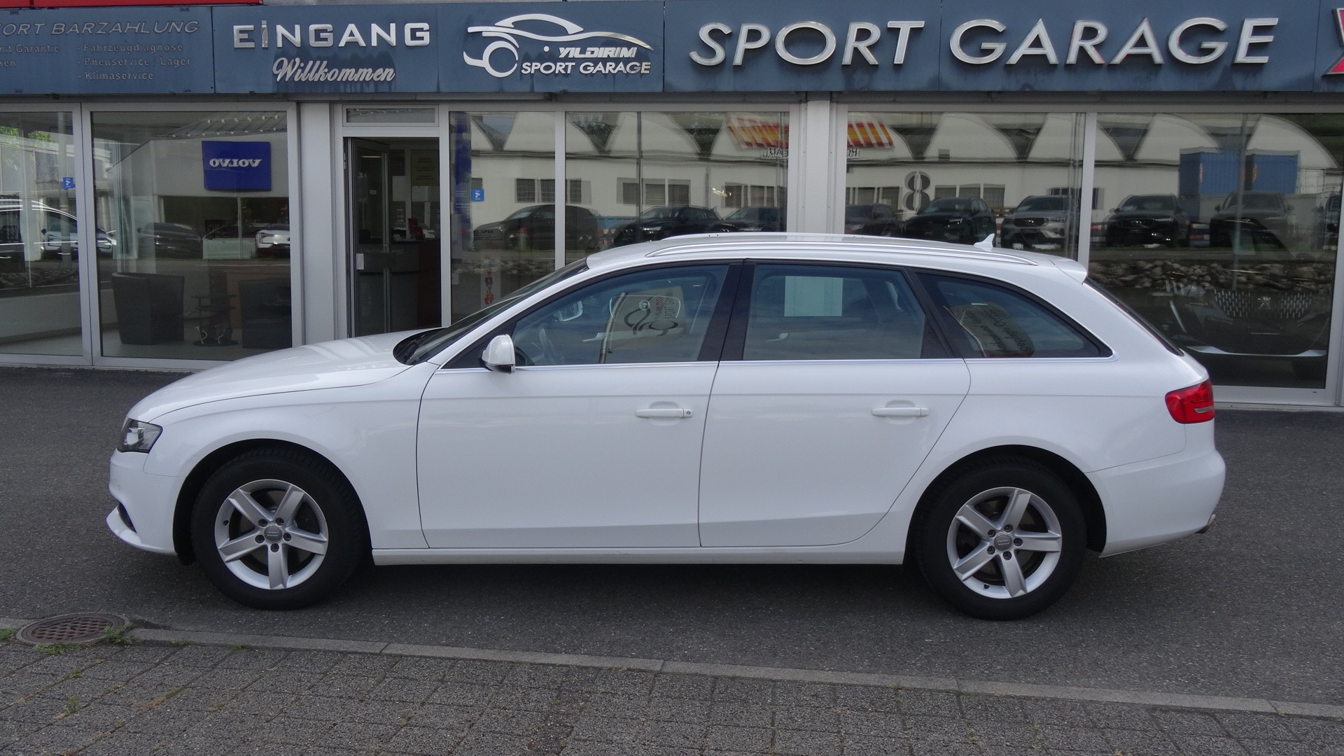 AUDI A4 Avant 2.0 TFSI Style multitronic-image-7