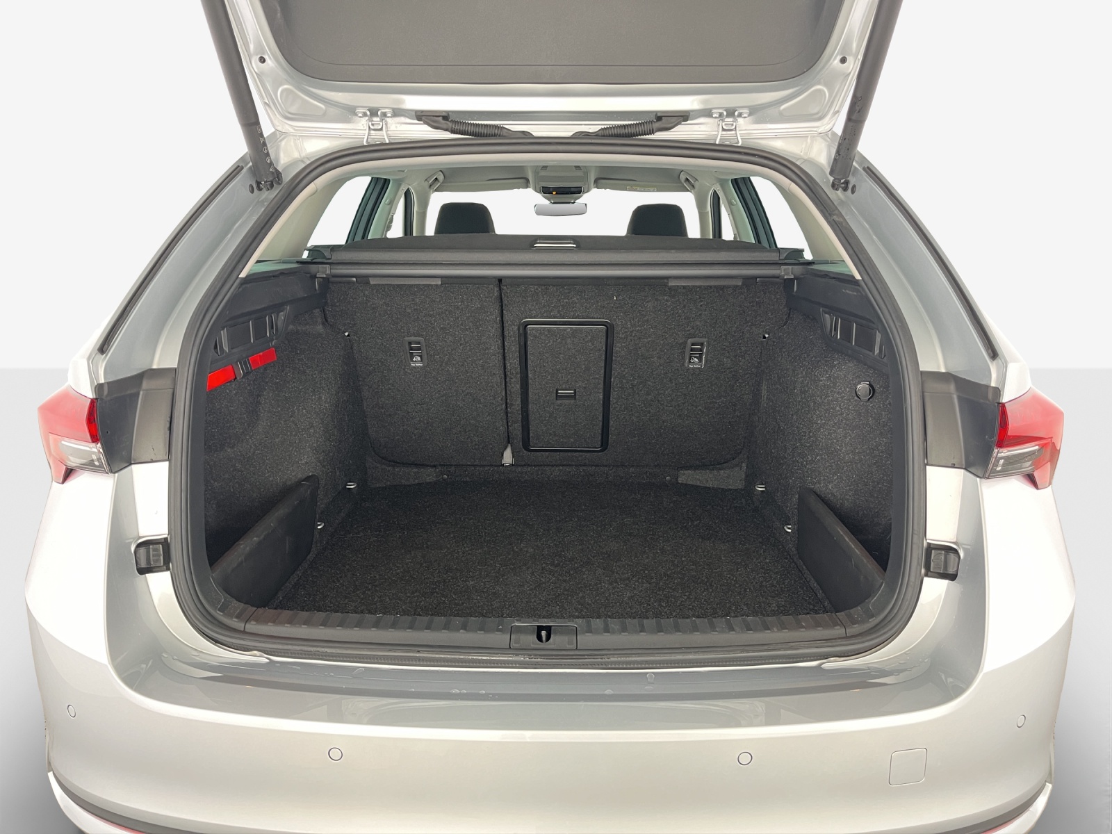 SKODA Octavia Combi 2.0 TDI DSG Selection-image-12