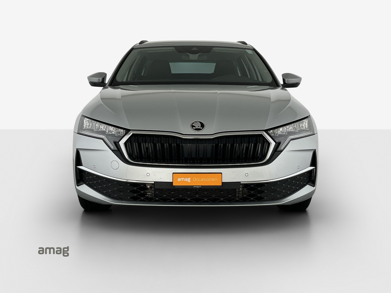 SKODA Octavia Combi 2.0 TDI DSG Selection-image-6