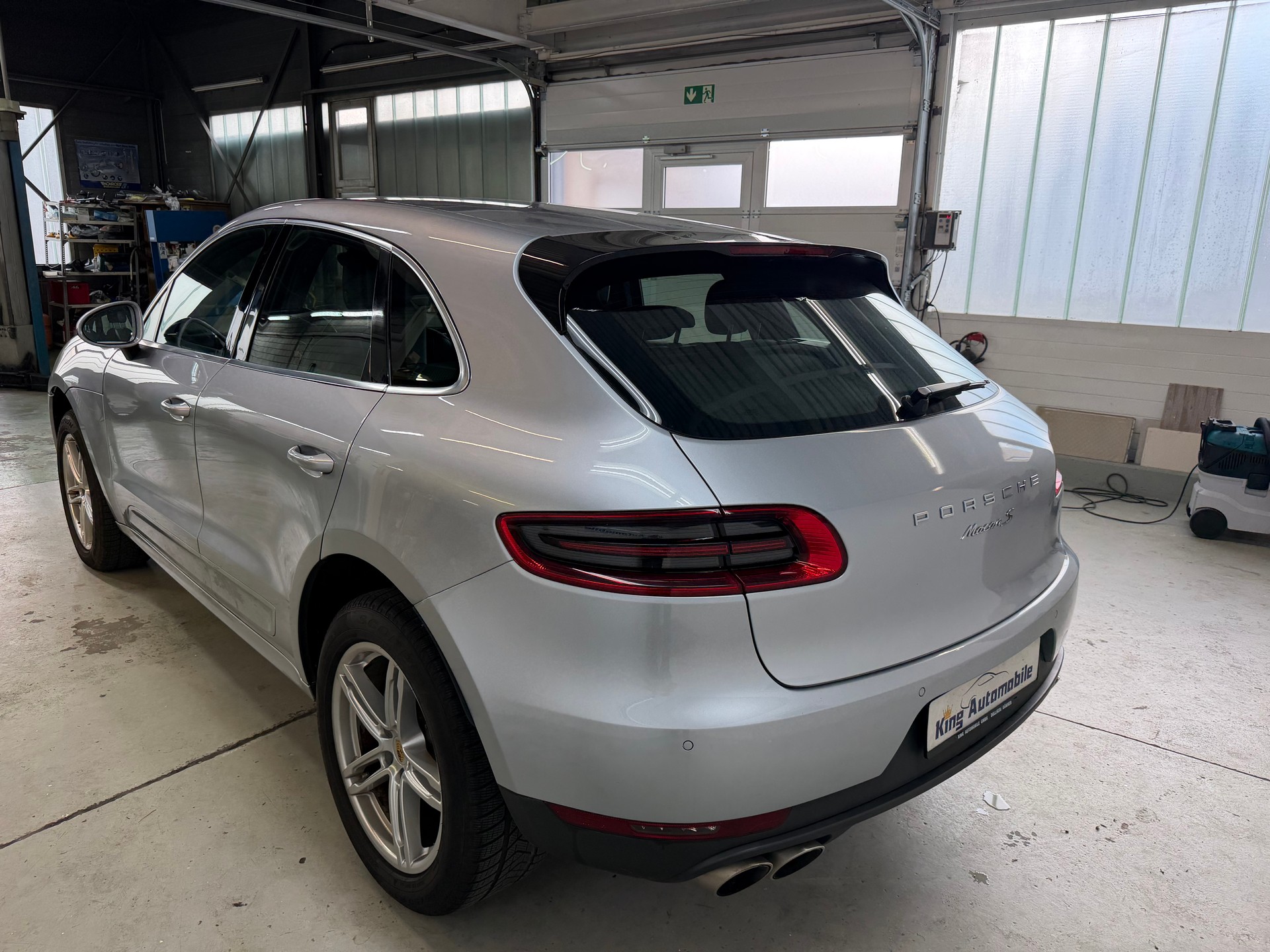 PORSCHE Macan S PDK | CH-Auto | Frisch MFK | AHK 2.3t. | DAB+ | RF-Kamera-image-4