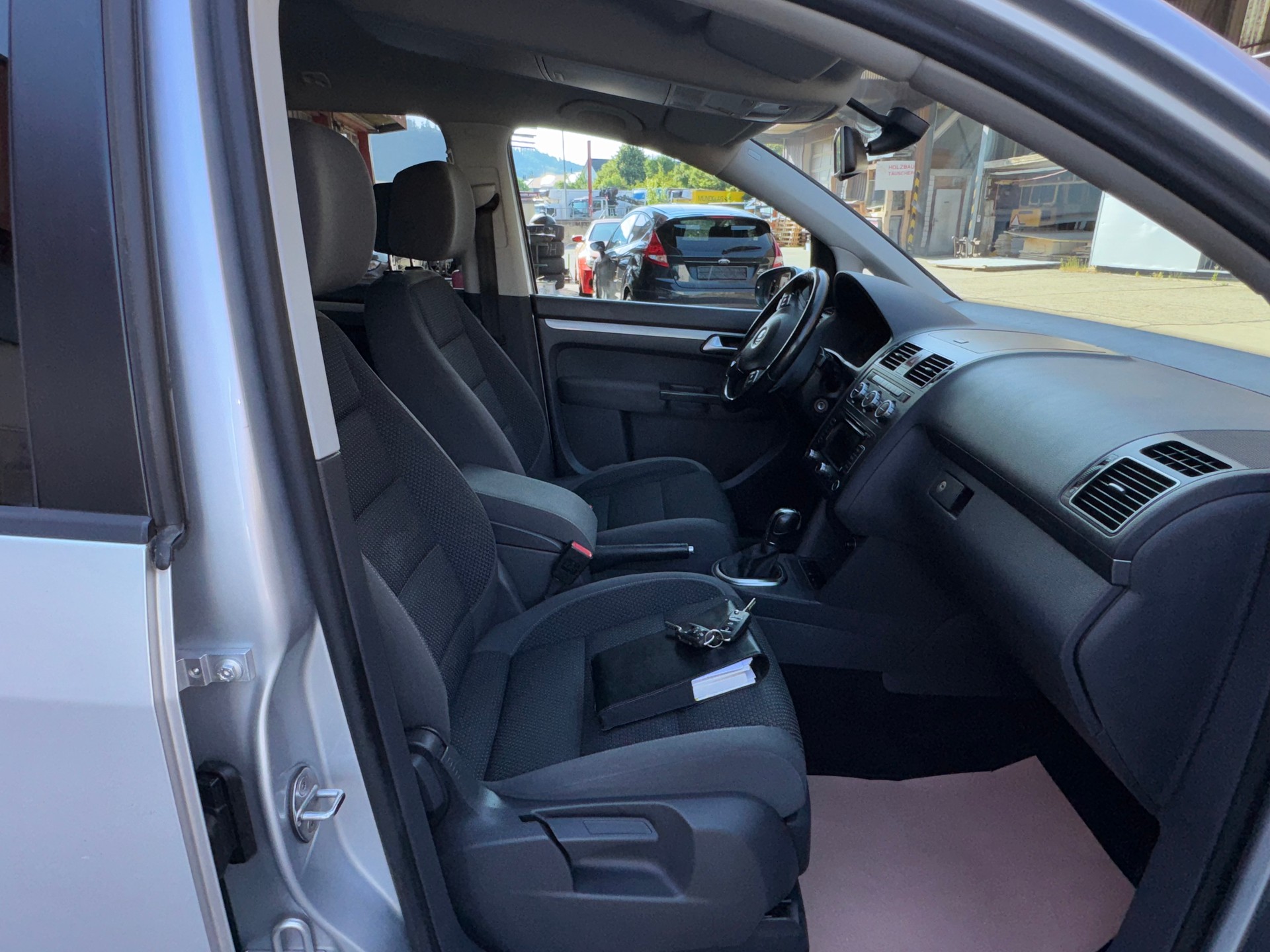VW Touran 1.4 TSI Comfortline DSG-image-10