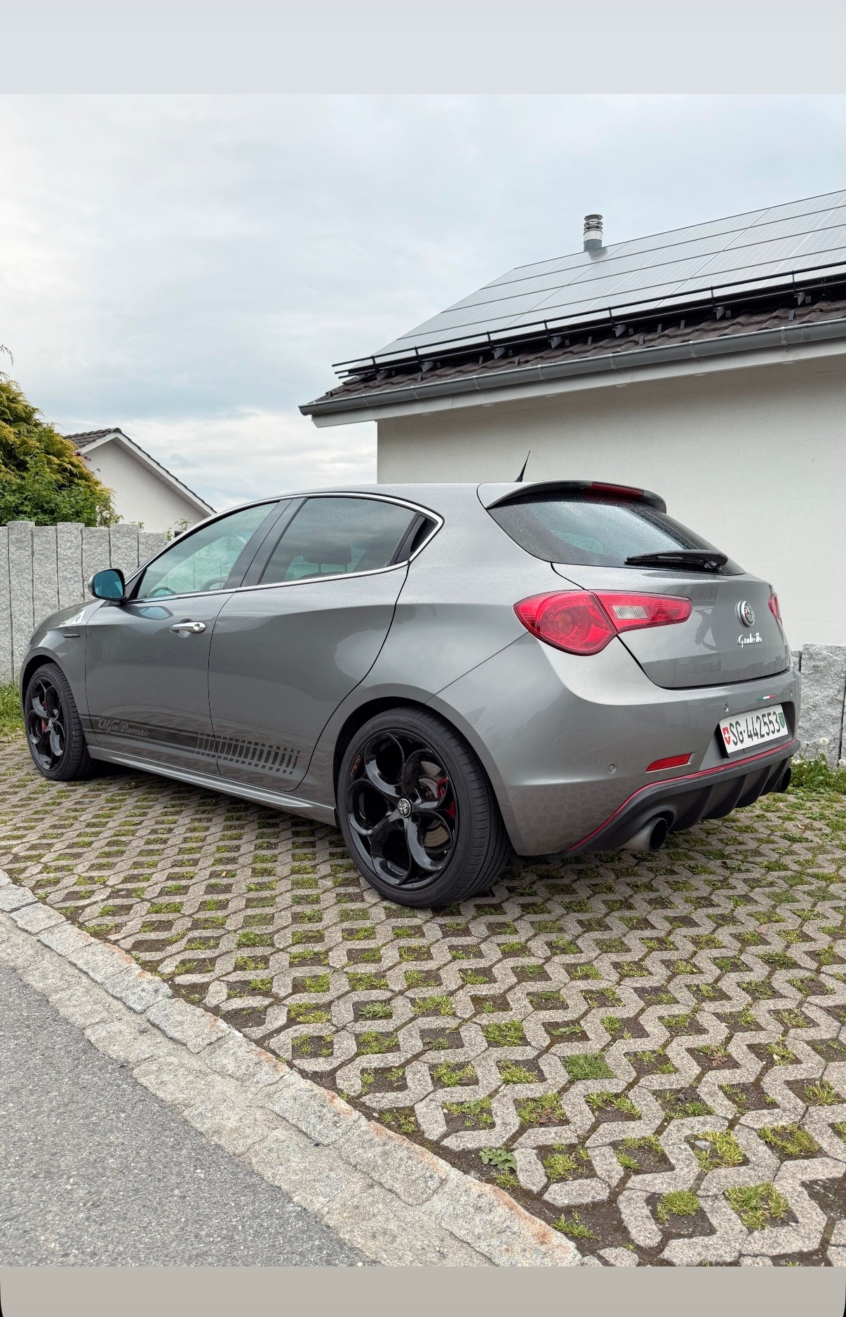 ALFA ROMEO 1750 TBi Quadrifoglio Verde-image-3
