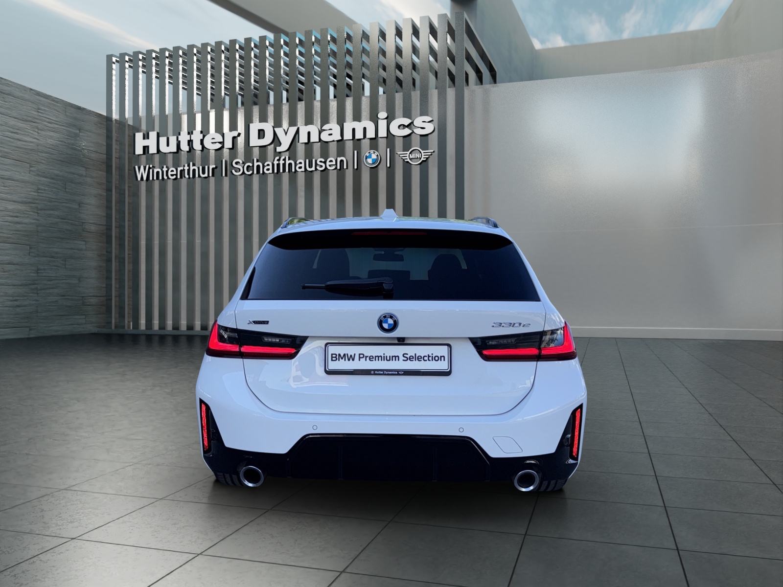 BMW 330e xDrive Touring M Sportpaket-image-6