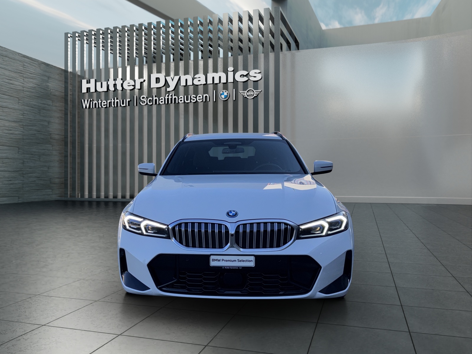 BMW 330e xDrive Touring M Sportpaket-image-2