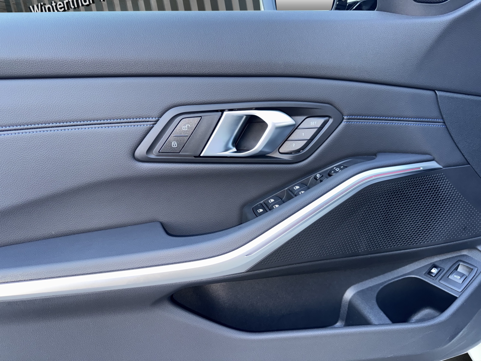 BMW 330e xDrive Touring M Sportpaket-image-17