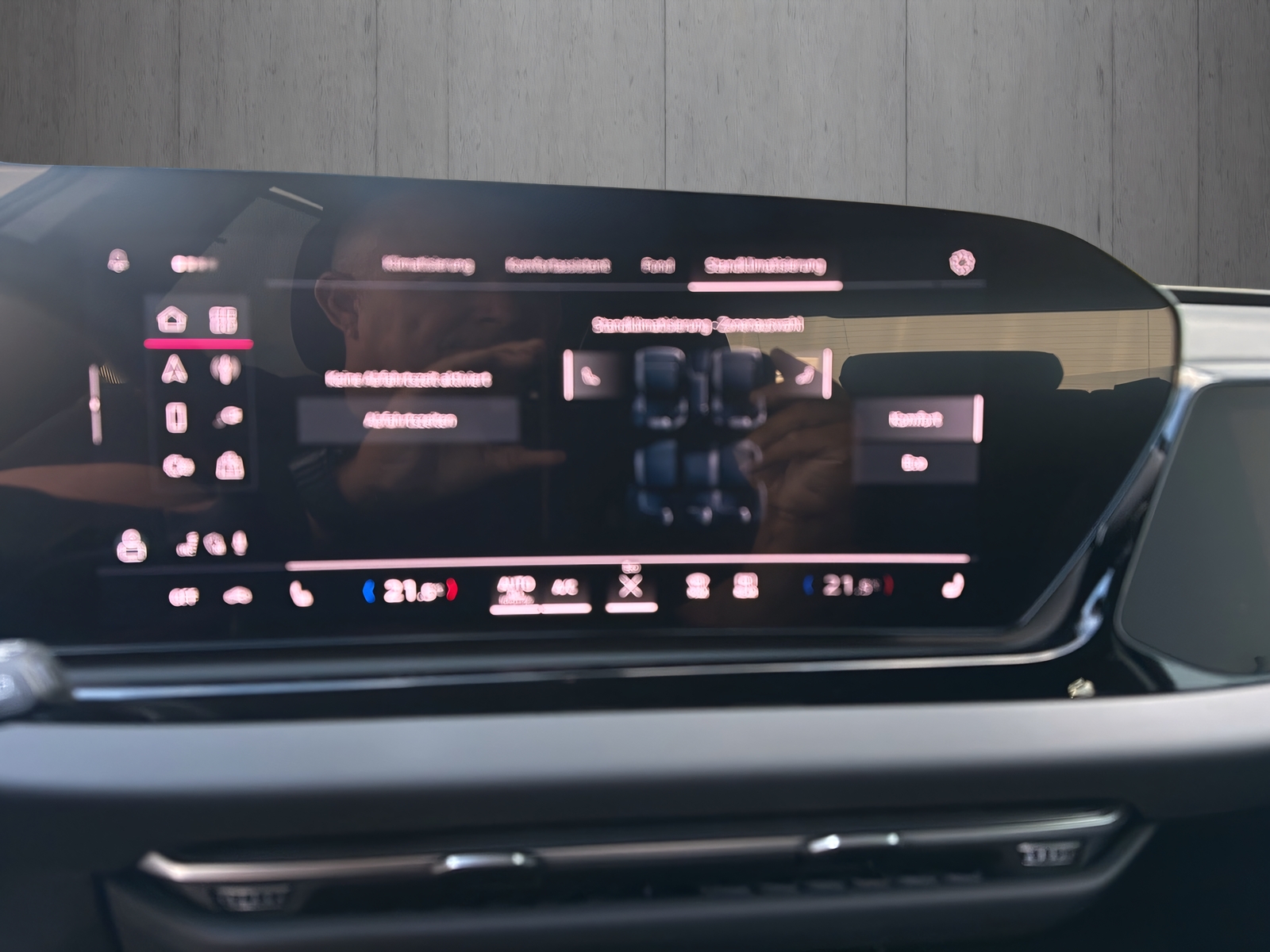 AUDI A6 Avant e-hybrid quattro 220 kW*Neues A6 Modell, 5-Jahre Audi Werksgarantie*-image-13