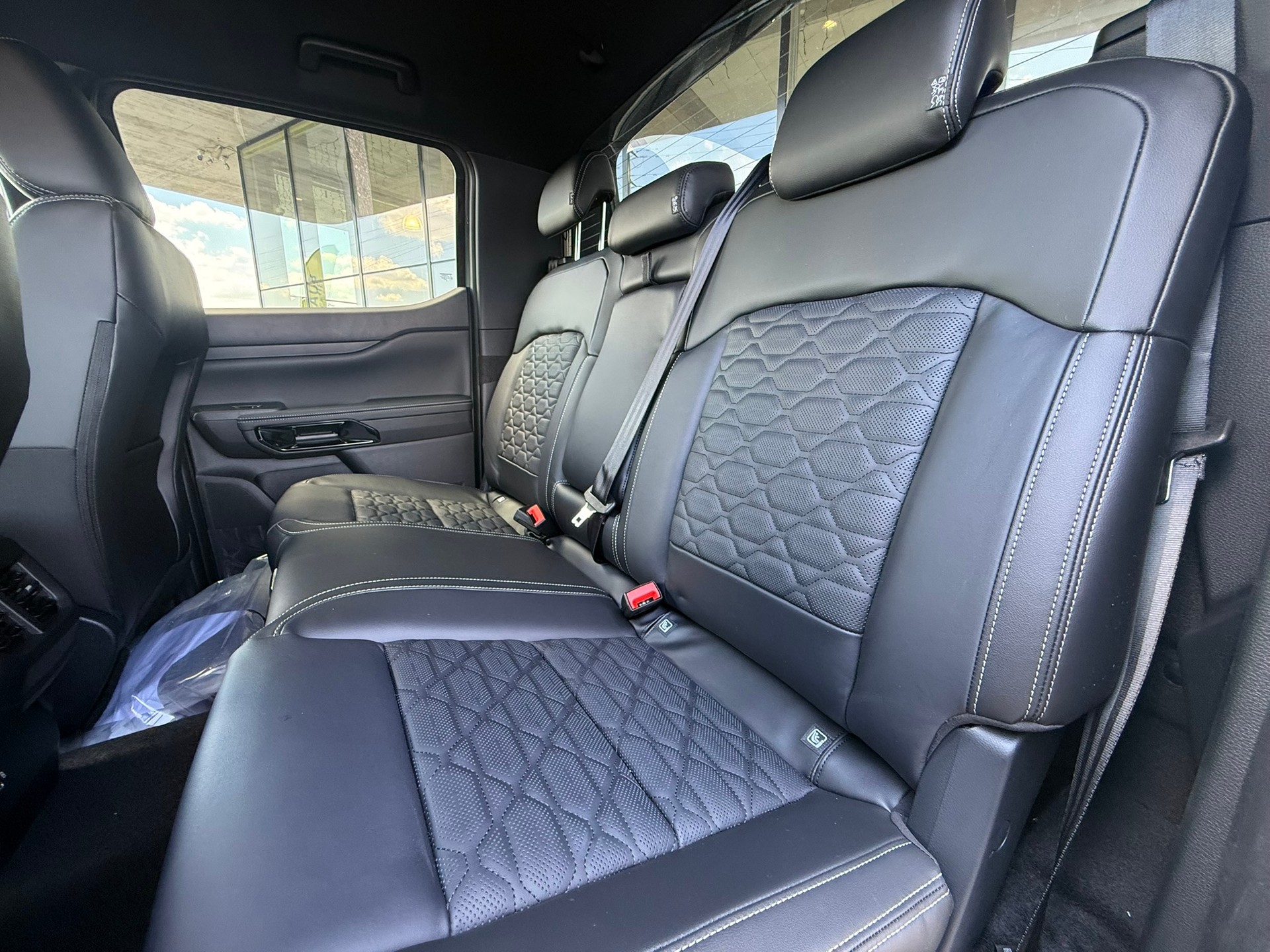 FORD Ranger Platinum 3.0 Eco Blue e-4WD Automat-image-7