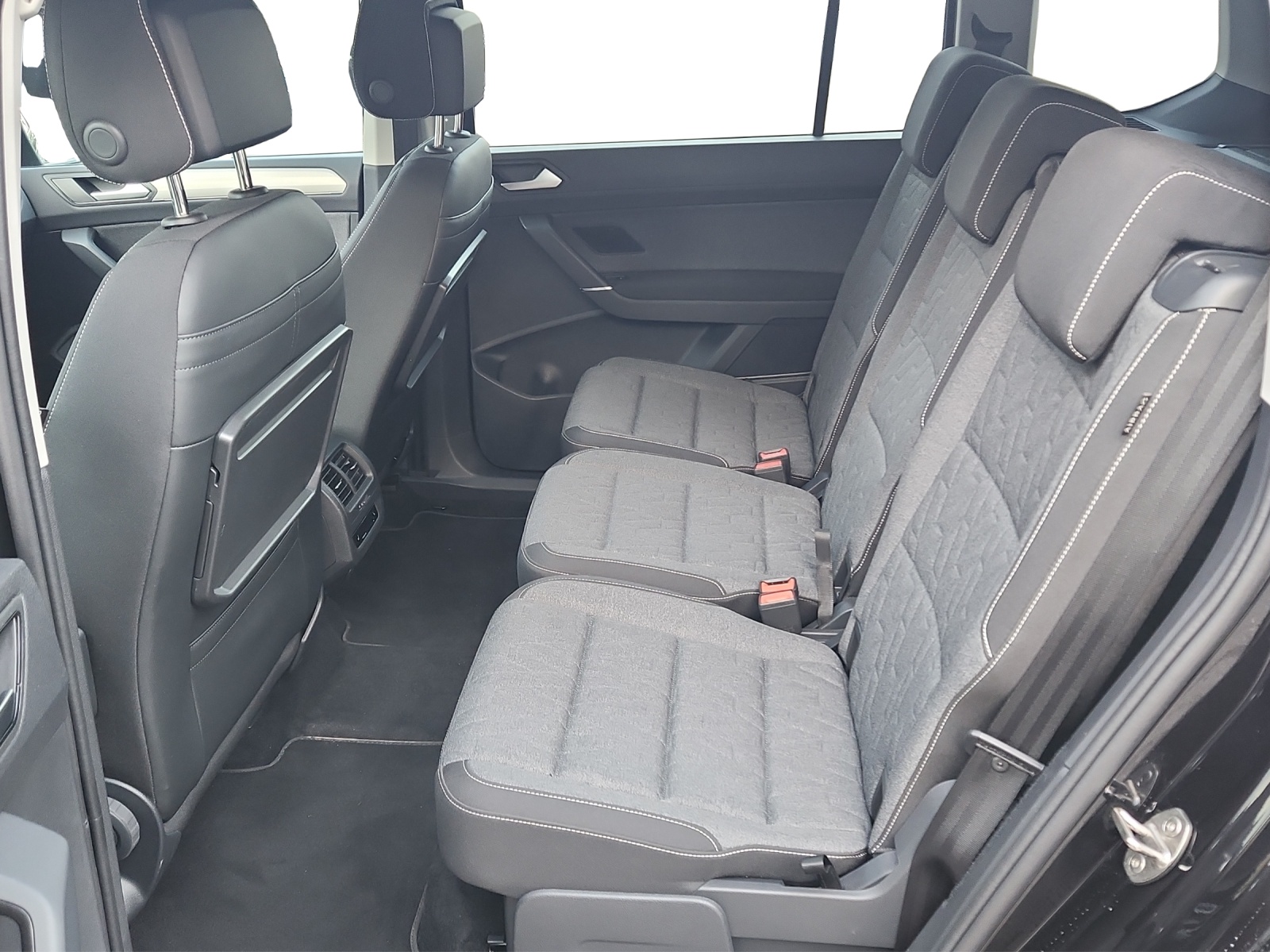 VW Touran 1.5 TSI EVO Comfortline DSG-image-13