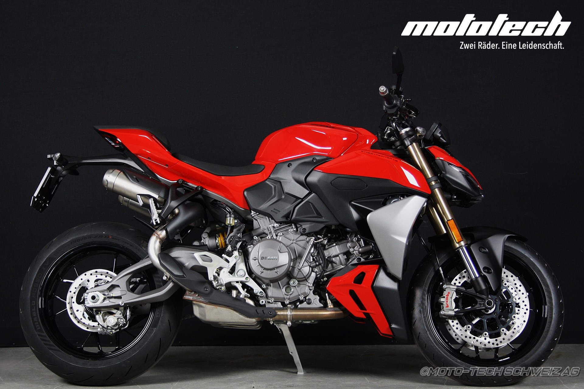DUCATI Streetfighter V2 (88/35kW) / 4 JAHRE GARANTIE-showroom-element-2
