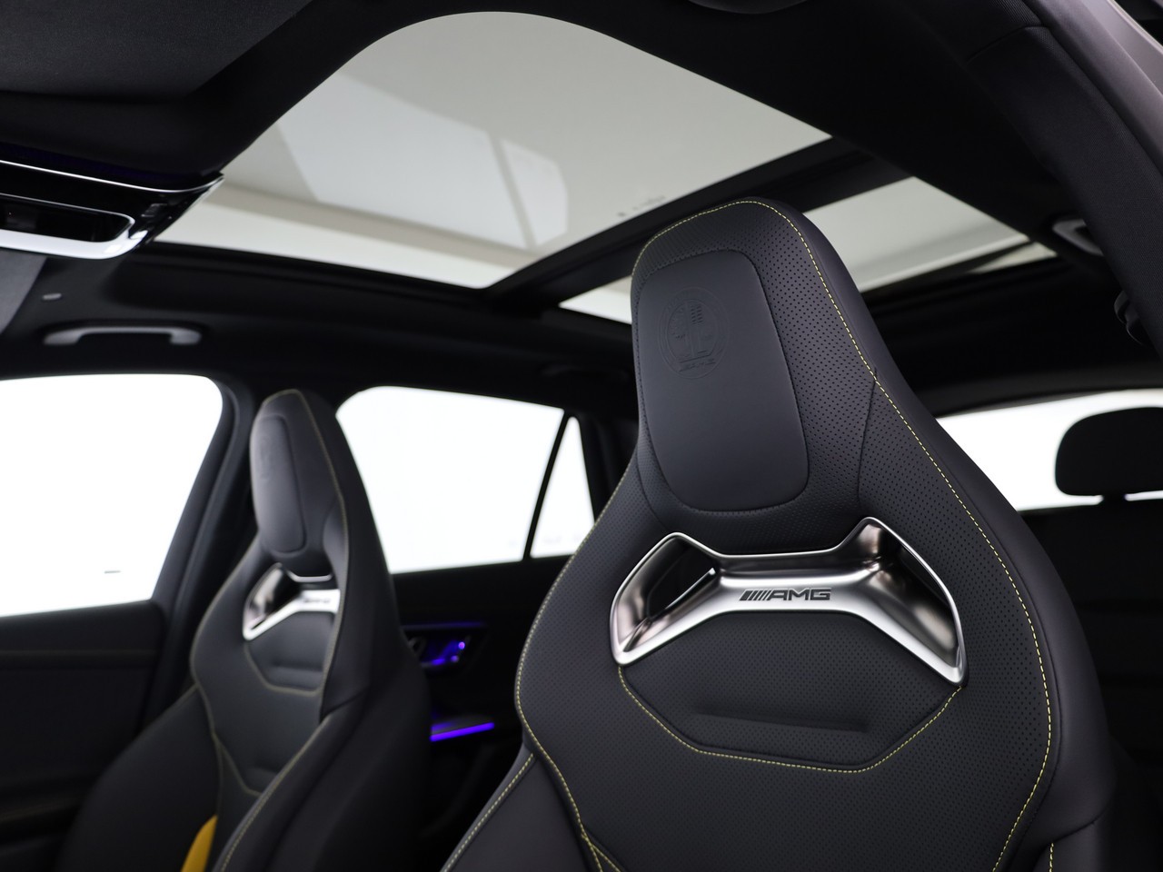 MERCEDES-BENZ GLC 53 AMG 4Matic+ 9G-Tronic-image-10
