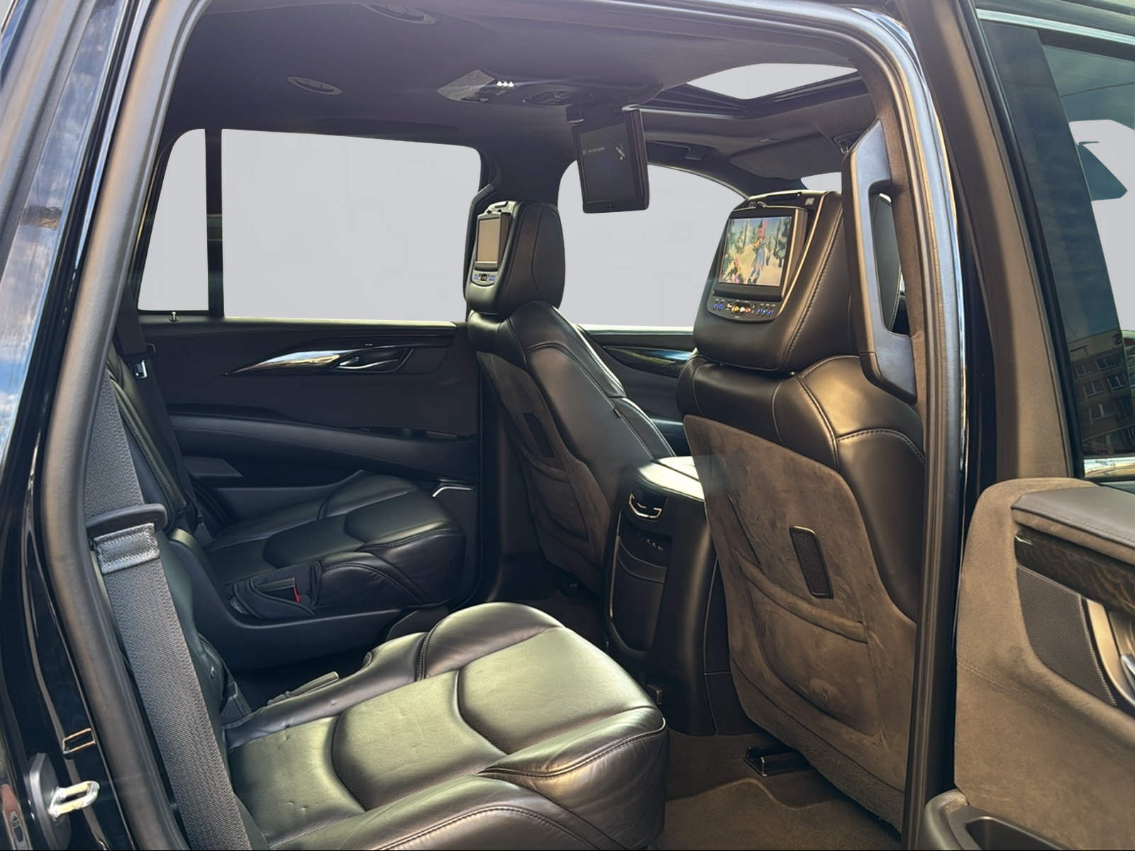 CADILLAC Escalade 6.2 ESV Platinum Automatic-image-12