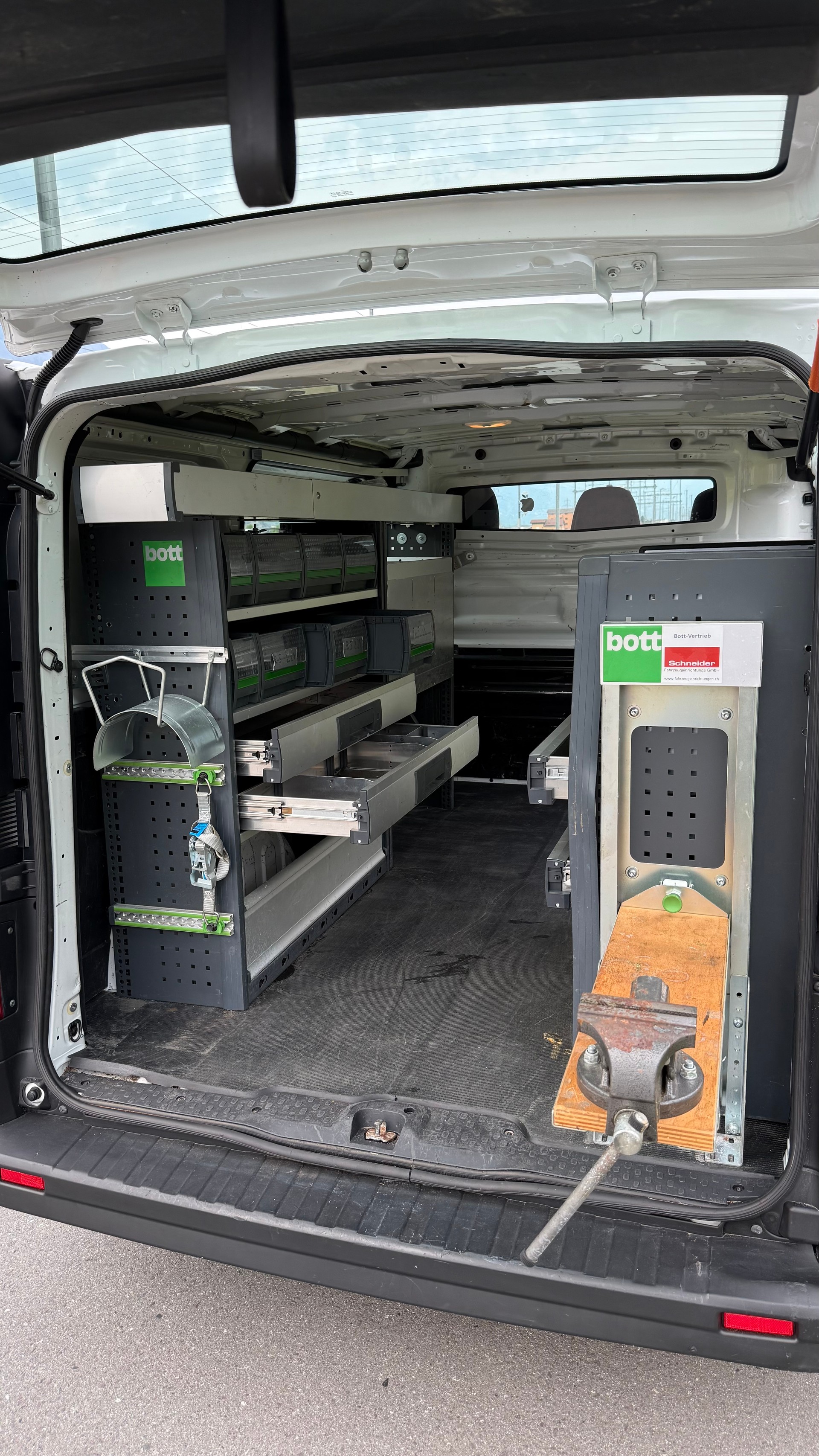 OPEL Vivaro 1.6 CDTI 2.9t L1H1-image-13