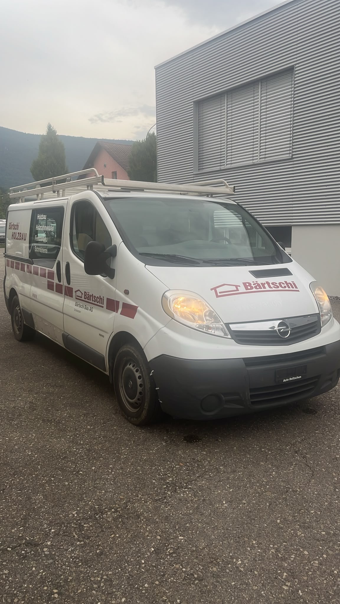 OPEL Van-image-0