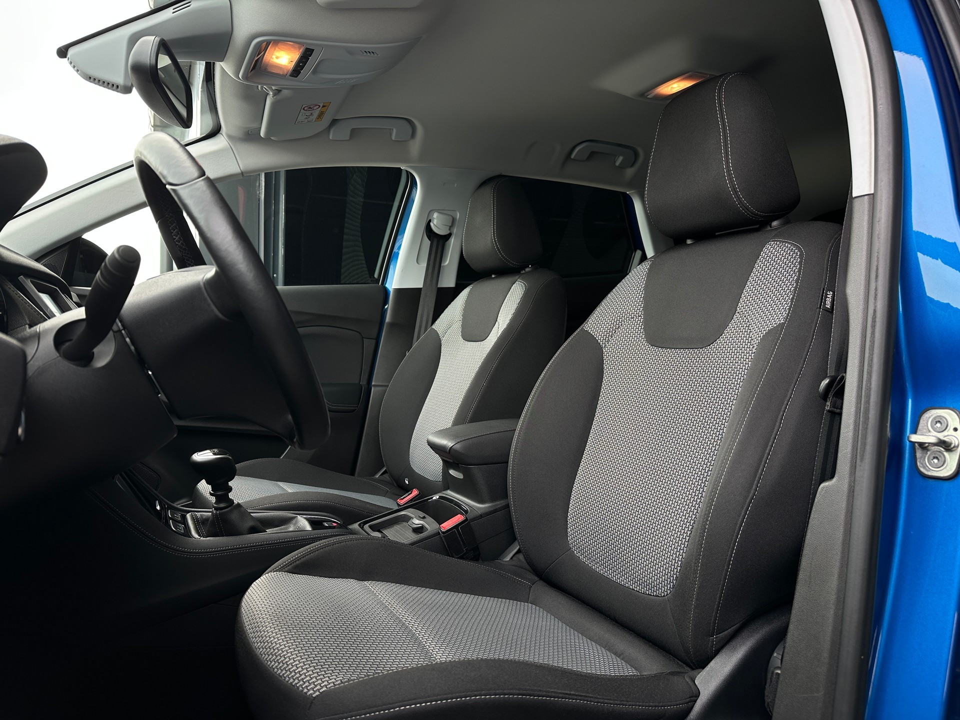 OPEL Grandland X 1.2i TP Excellence-image-9