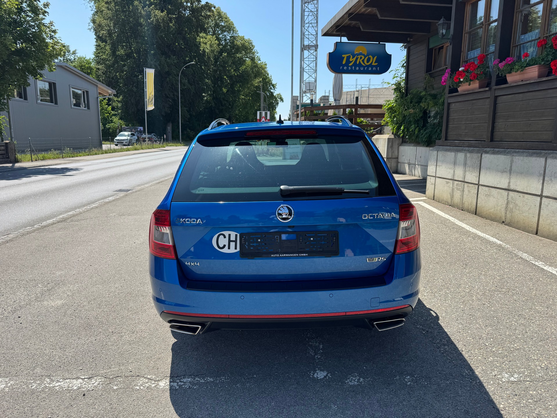 SKODA Octavia Combi 2.0 TDI RS 4x4 DSG-image-5