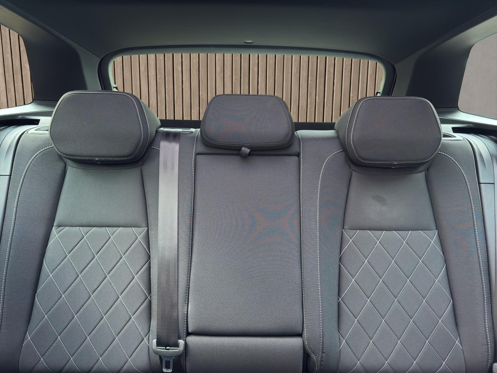 SKODA Karoq SportLine 2.0 TSI 4x4-image-14