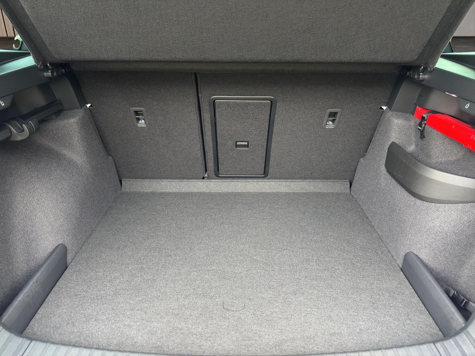 SKODA Karoq SportLine 2.0 TSI 4x4-image-16