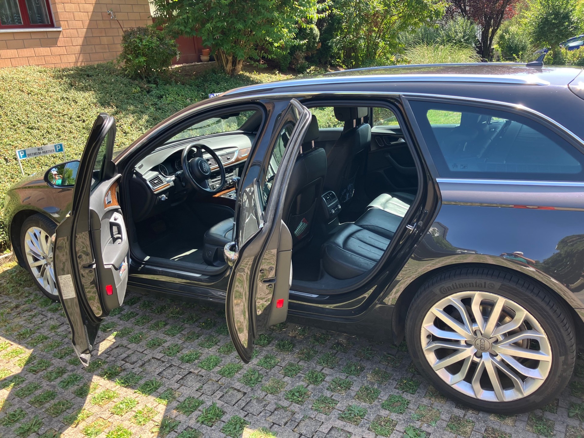 AUDI A6 Avant 3.0 TDI V6 quattro S-Tronic-image-5
