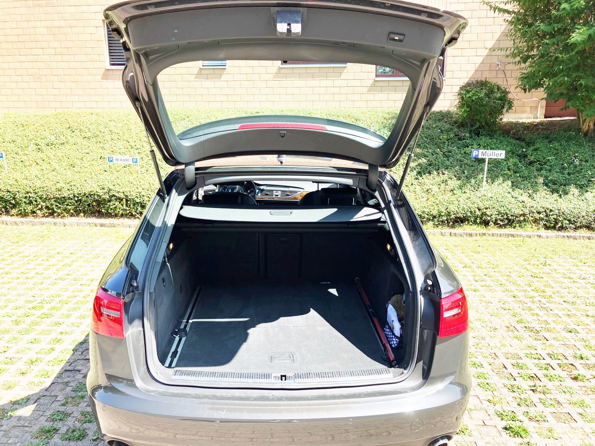 AUDI A6 Avant 3.0 TDI V6 quattro S-Tronic-image-4