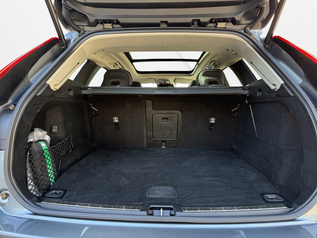 VOLVO XC60 T8 eAWD Inscription Geartronic-image-12