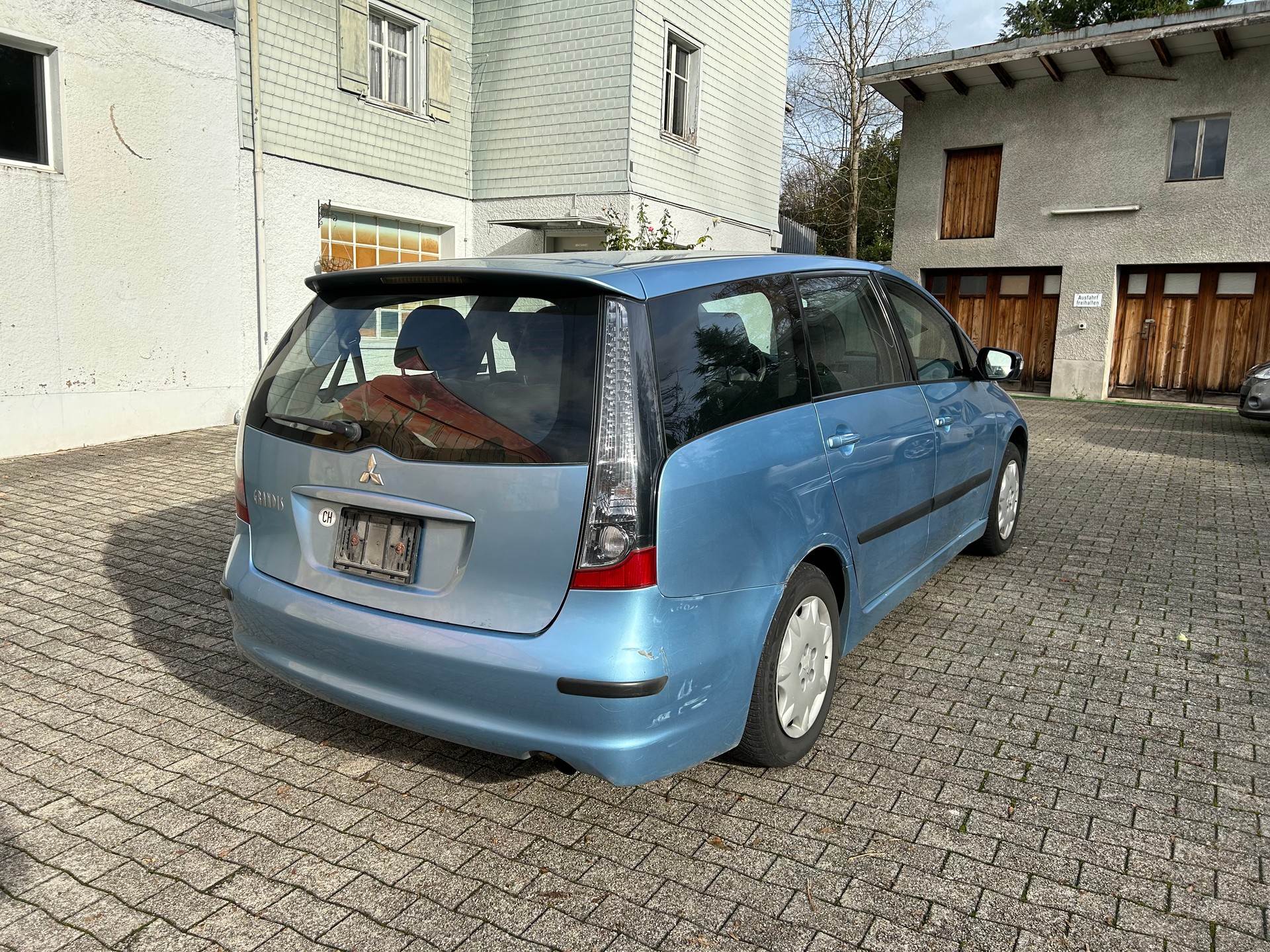MITSUBISHI Grandis 2.4 16V Invite-image-2