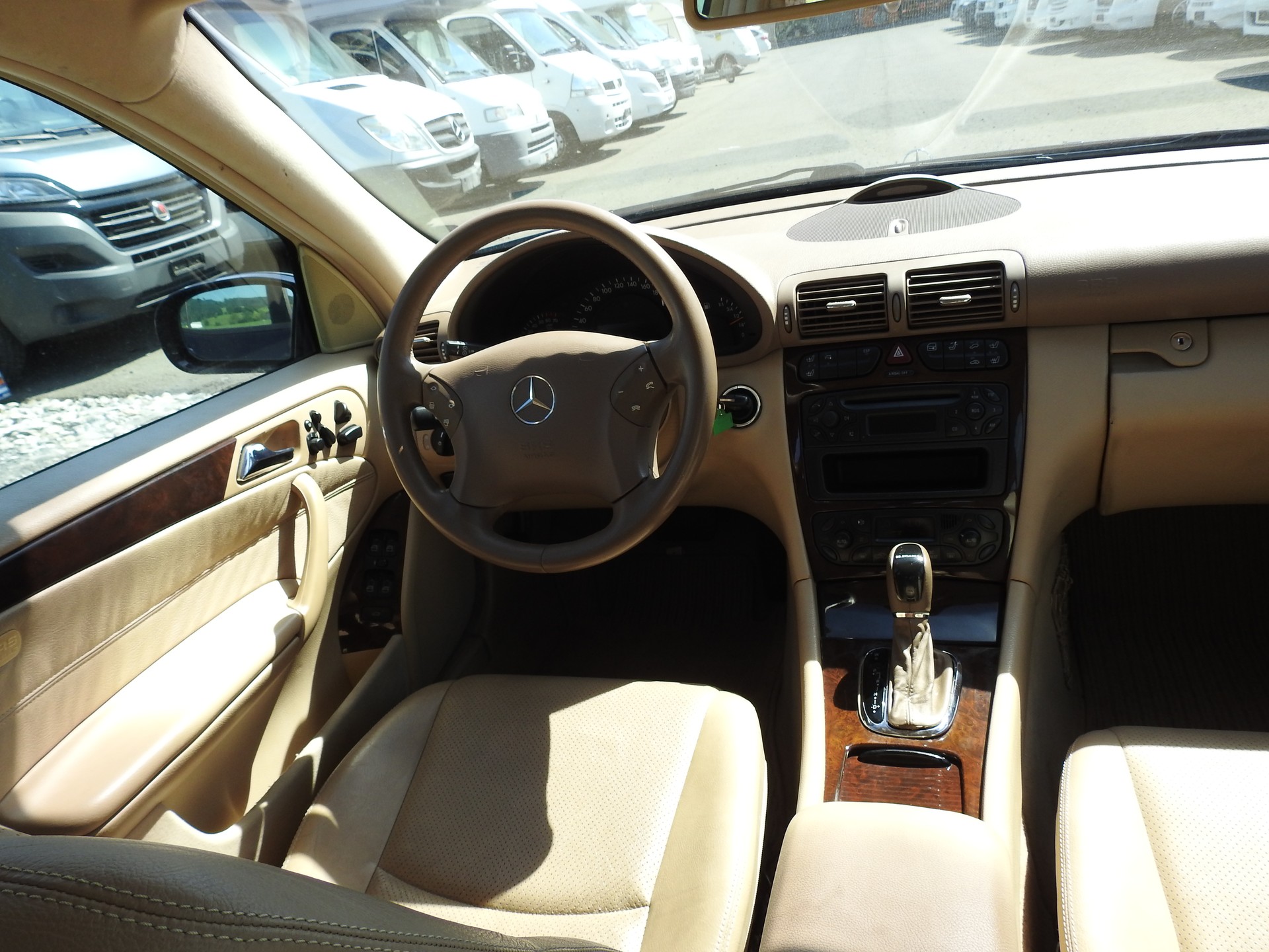 MERCEDES-BENZ C 320 Elégance Automatic-image-21