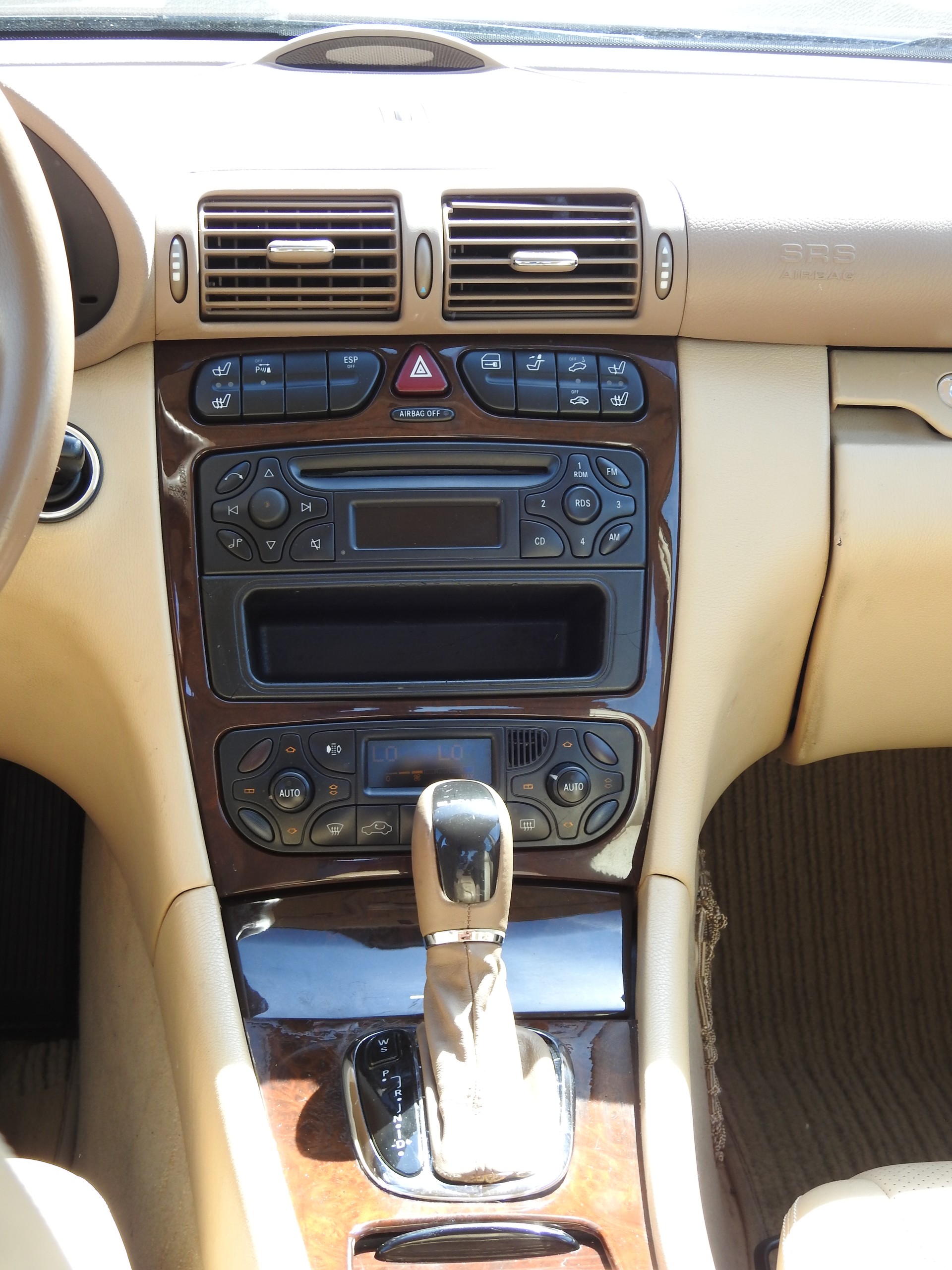 MERCEDES-BENZ C 320 Elégance Automatic-image-19