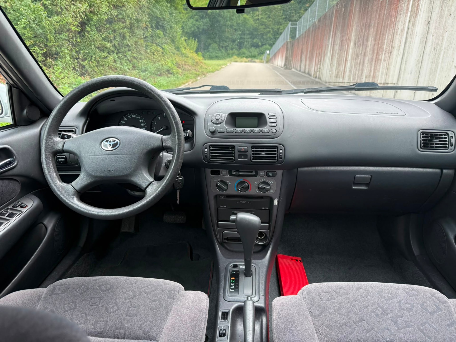 TOYOTA Corolla 1.6 Linea Sol plus-image-6