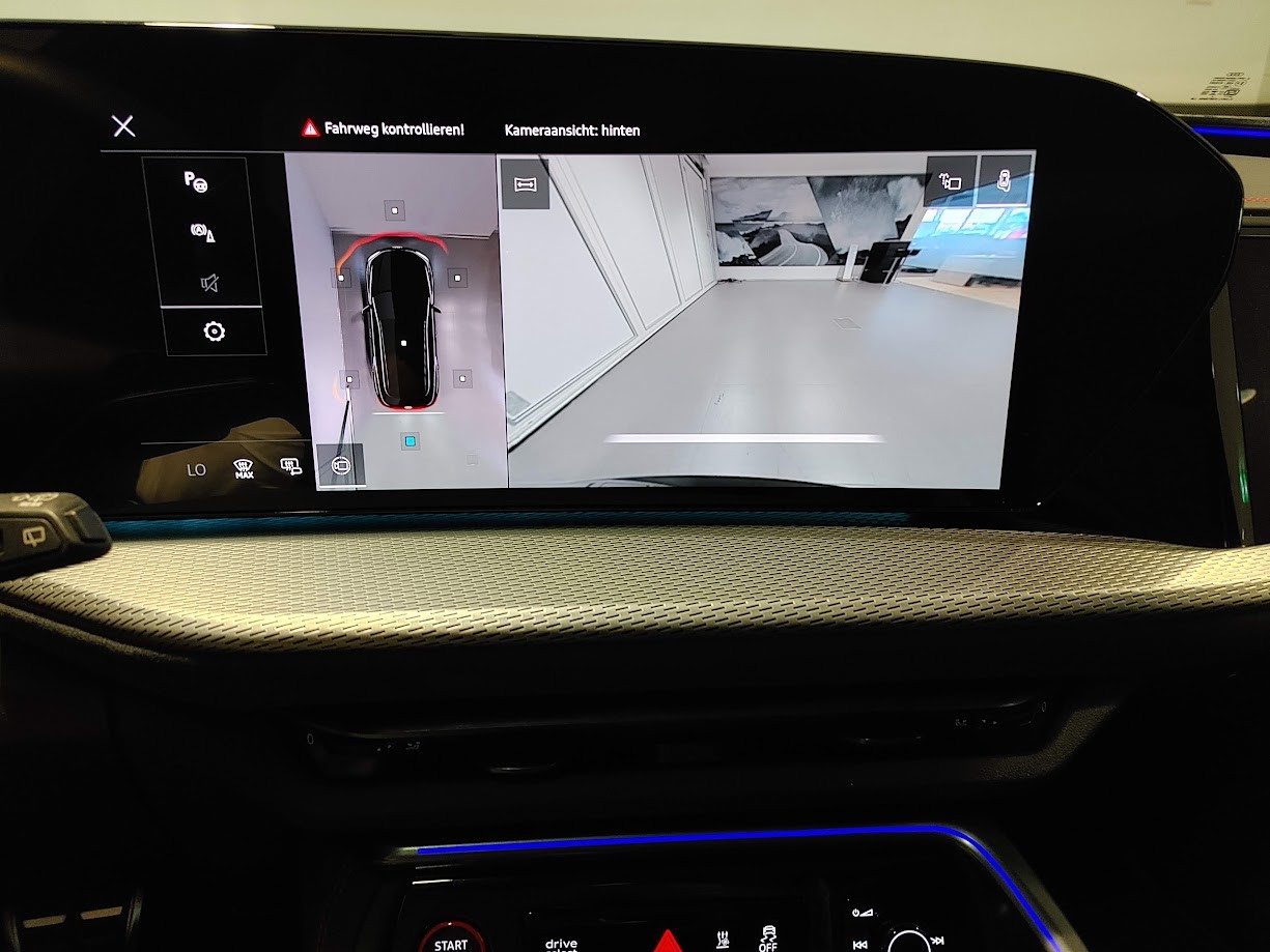 AUDI SQ5 TFSI quattro S-tronic-image-9