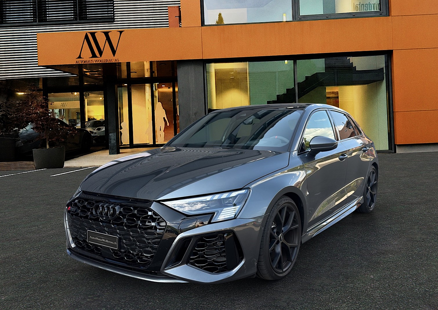 AUDI RS3 Sportback 2.5 TFSI quattro S-Tronic-image-4