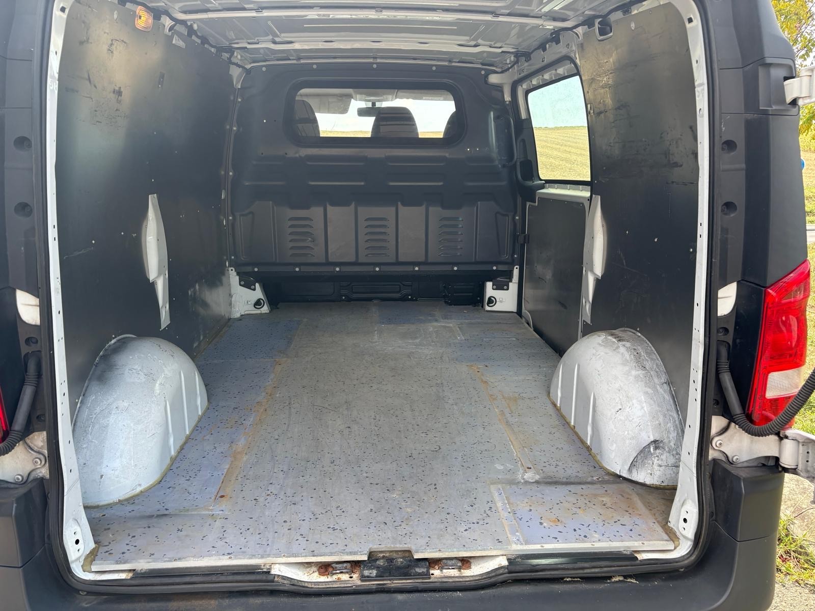 MERCEDES-BENZ Vito 114 BlueTEC L 7G-Tronic Euro 6-image-8