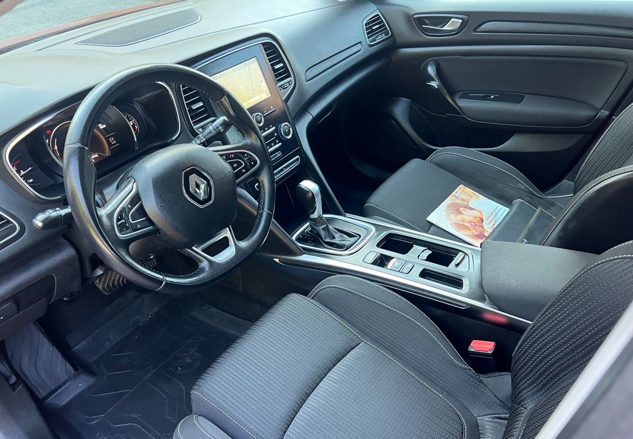 RENAULT Mégane Grandtour 1.5 dCi Business EDC-image-6