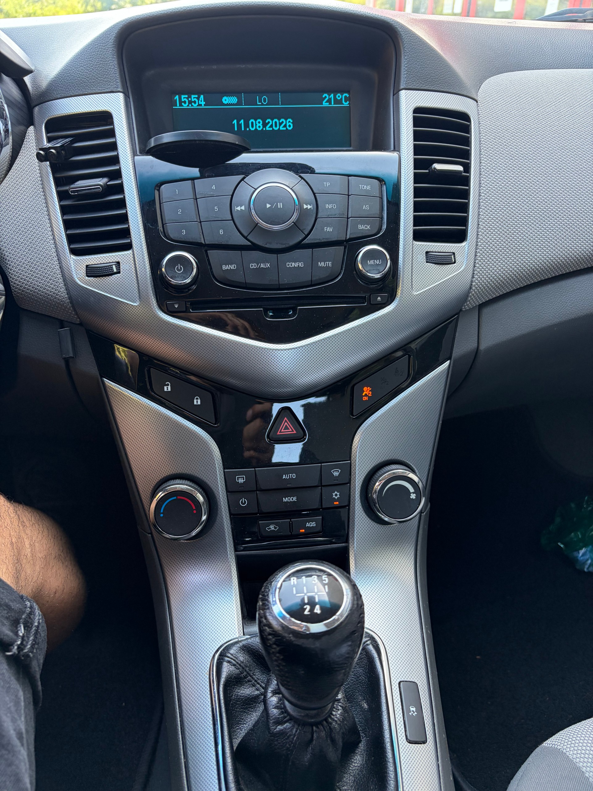 CHEVROLET Cruze 1.8 LT-image-7