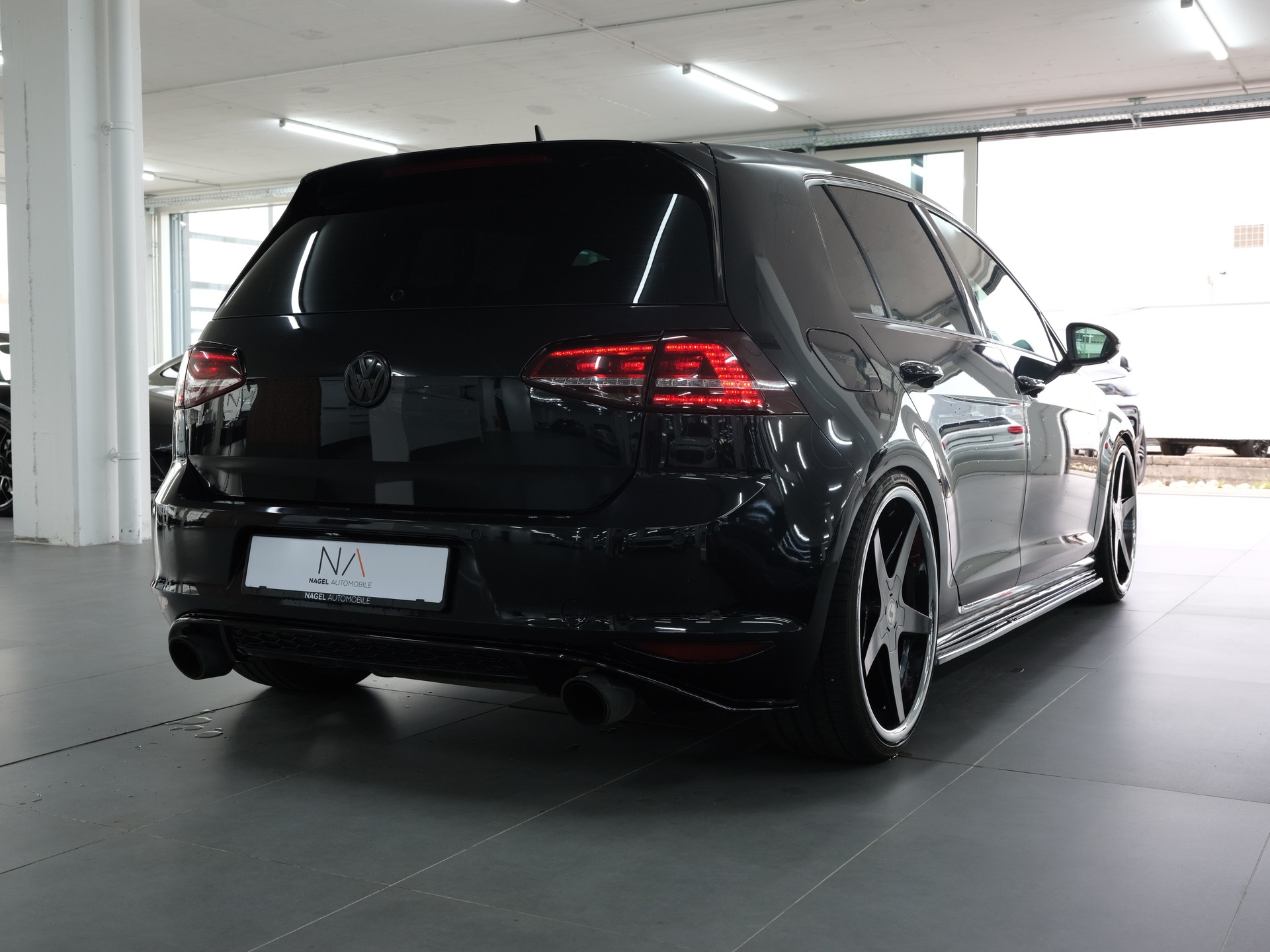 VW Golf 2.0 TSI GTI Performance DSG *PDC 360* *Sportabgassanlage* *Gewindefahrwerk*-image-2