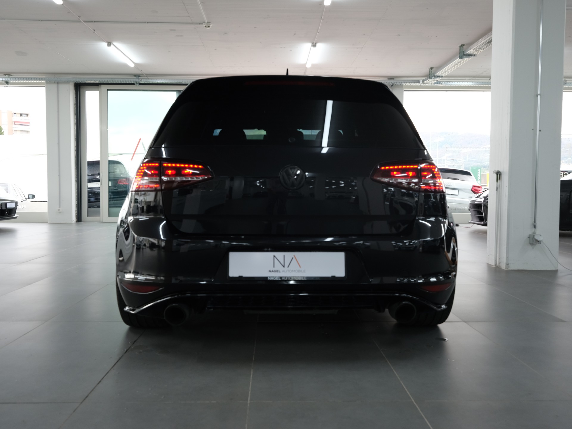VW Golf 2.0 TSI GTI Performance DSG *PDC 360* *Sportabgassanlage* *Gewindefahrwerk*-image-4