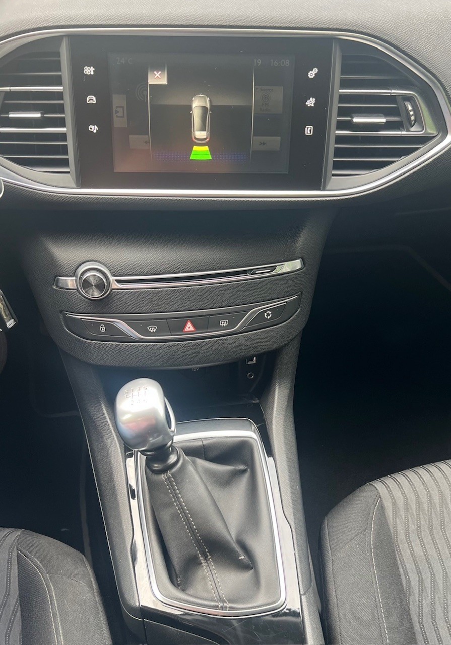 PEUGEOT 308 1.6 THP Active-image-12