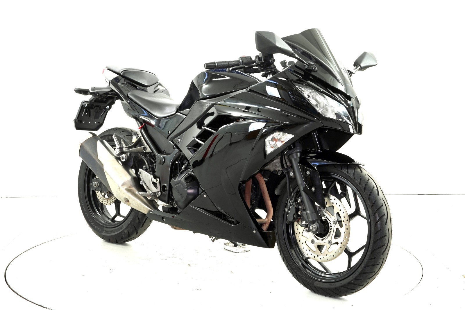 KAWASAKI Ninja 300 ABS-showroom-element-1