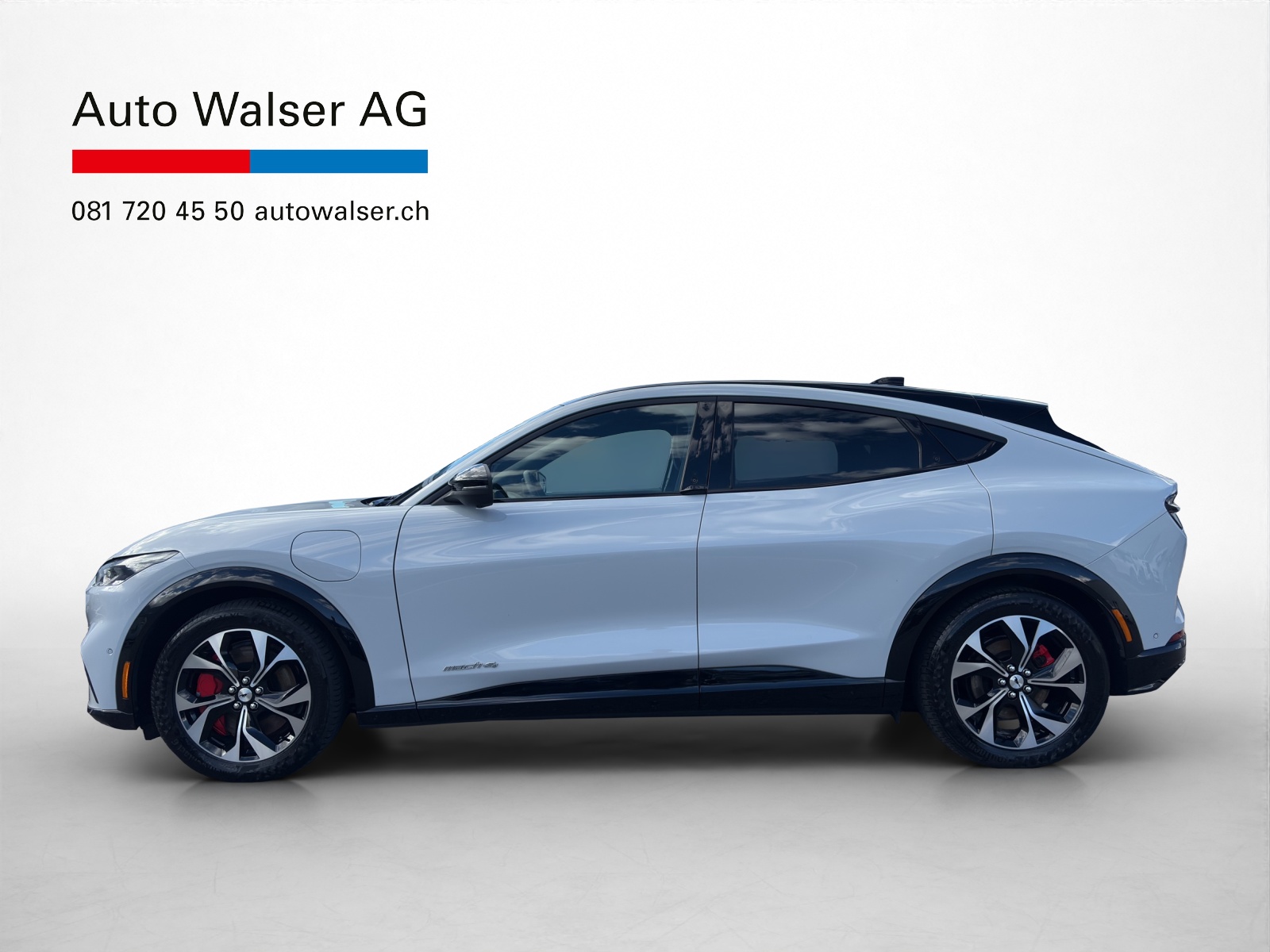 FORD Mustang Mach-E Premium AWD-showroom-element-1