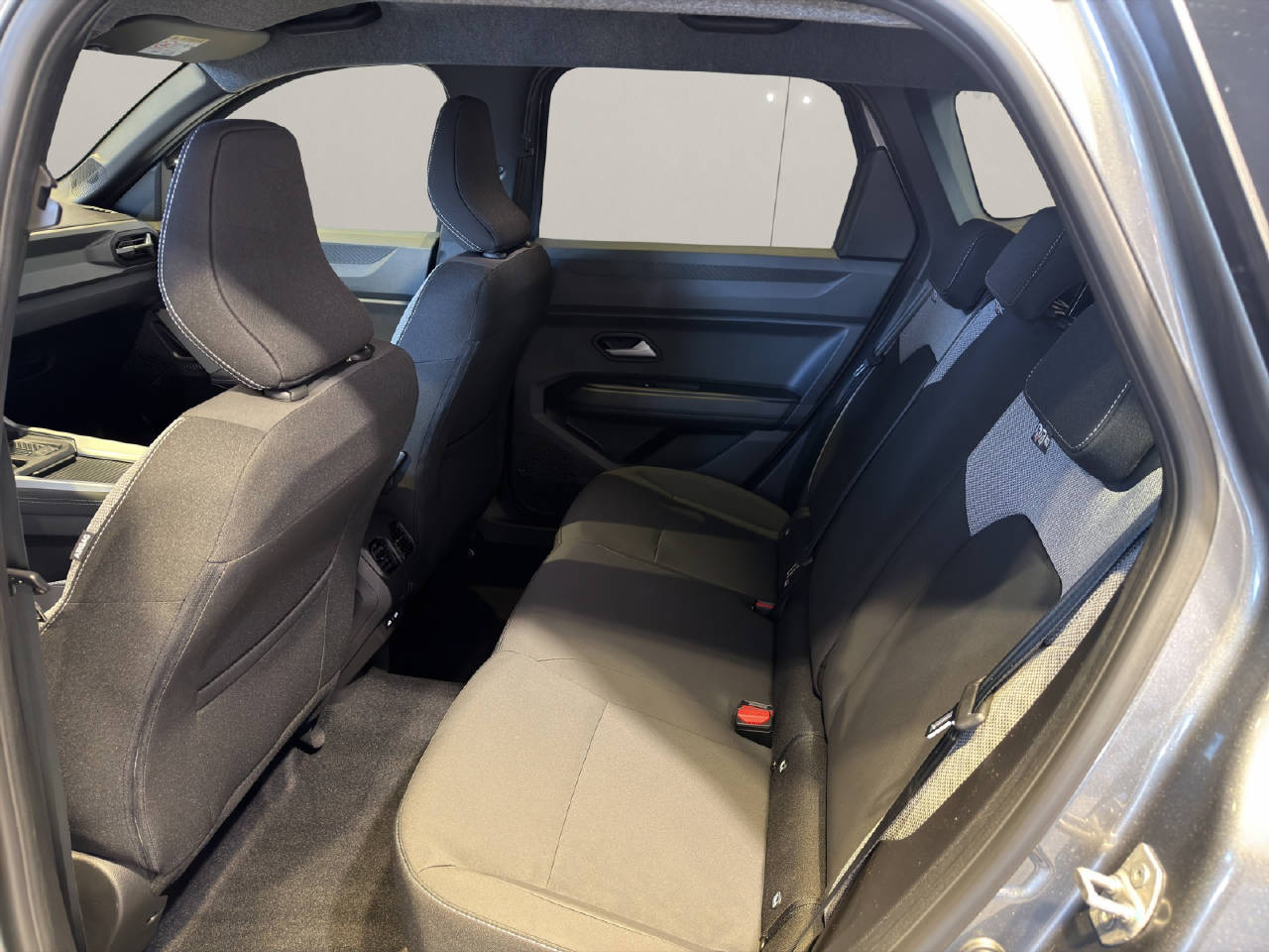DACIA Bigster 1.8 Hybrid Journey-image-5