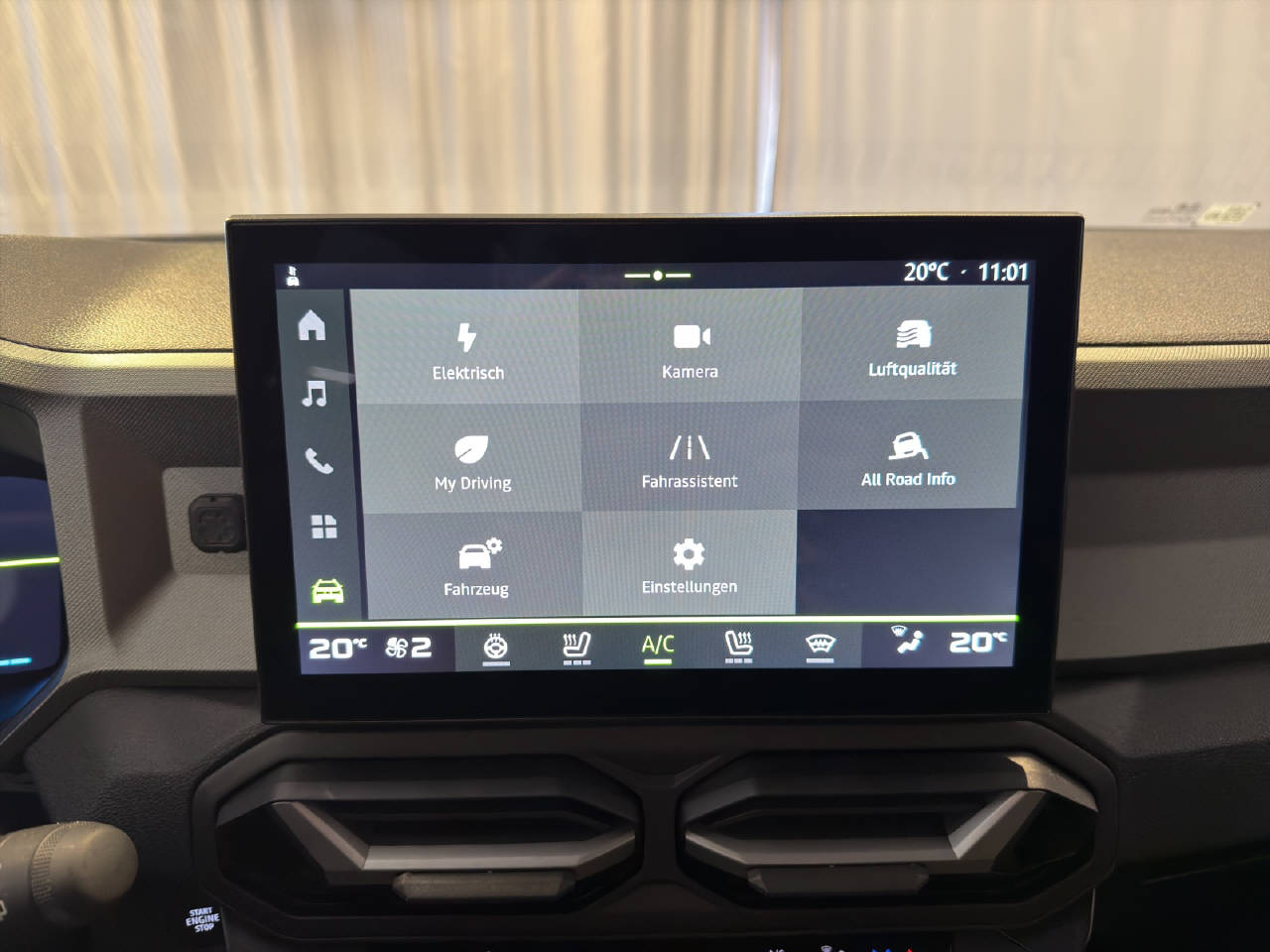 DACIA Bigster 1.8 Hybrid Journey-image-11